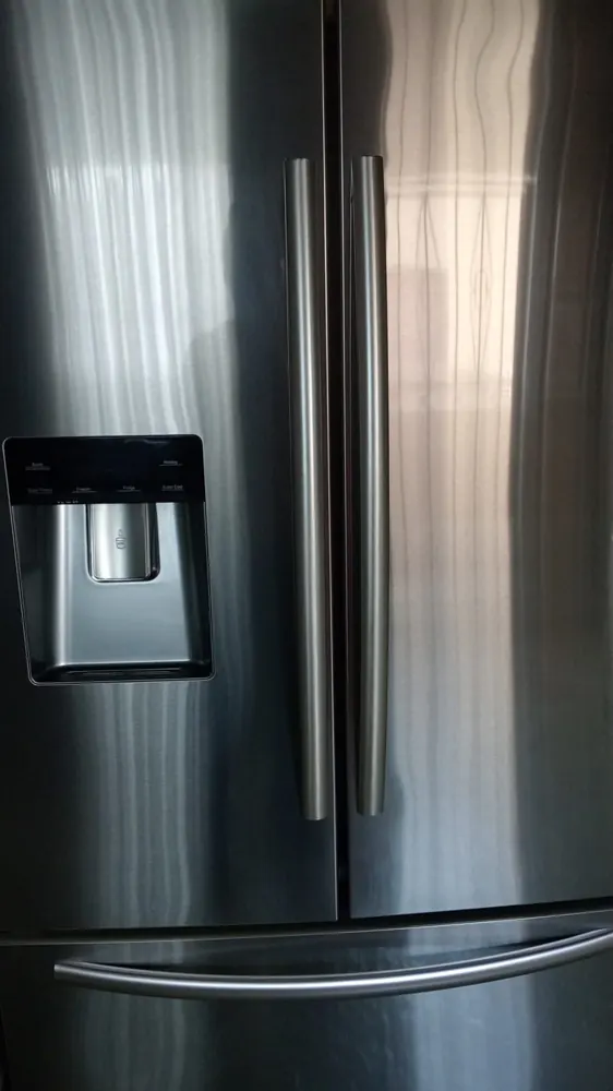 Fridge Repairs technician service in Amanzimtoti